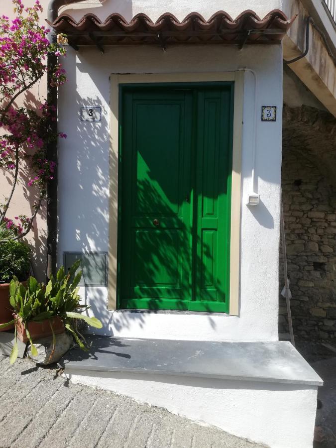 Ferienwohnung La Torretta Di Piero Con Terrazzi E Parcheggio Privato Citra Zero Zero Ottanta 31Lst0282 Imperia Exterior foto